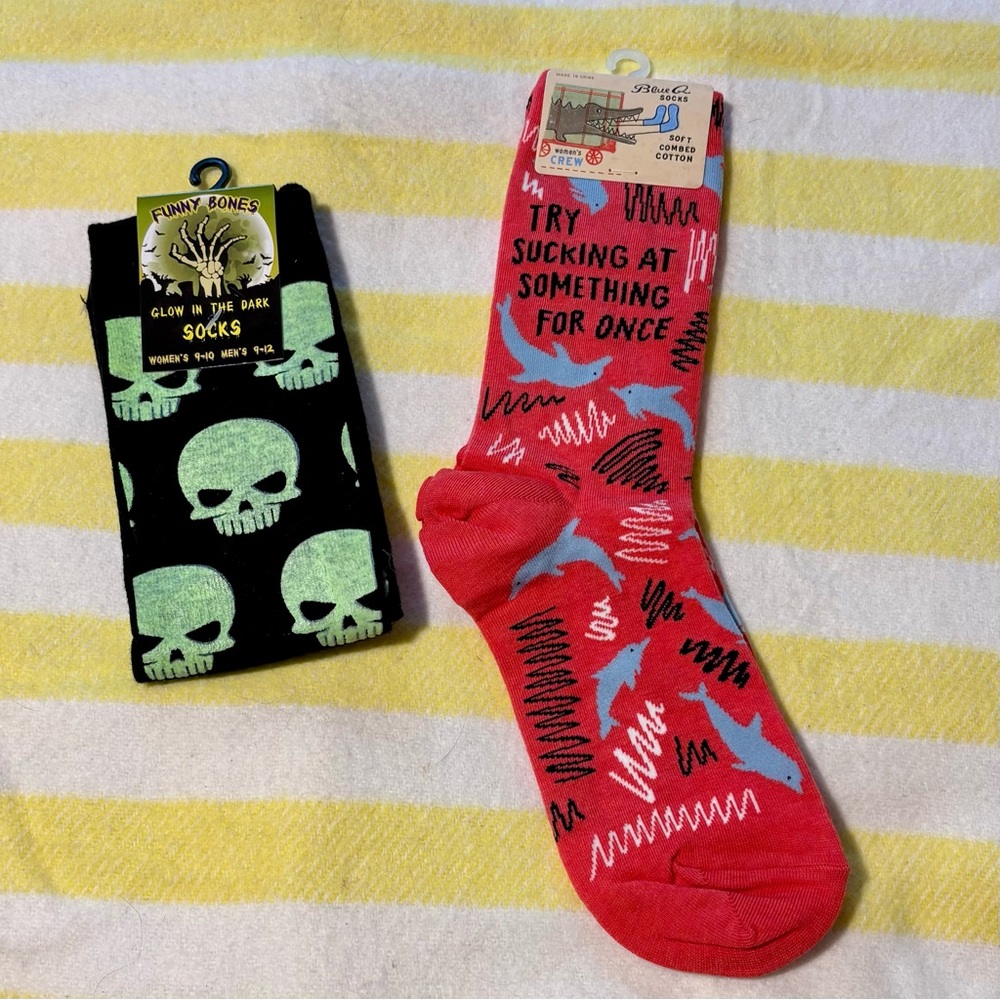 Set of 2 pairs of socks, NWT, Blue Q and Halloween/Glow in the Dark